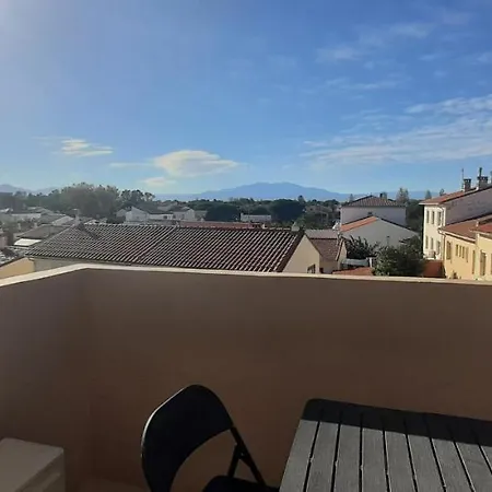 De La A 2 Pas De La Et Du Marche Apartment